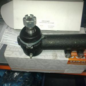 Наконечник тяги рулевой трапеции левый в сборе  4320-3414057