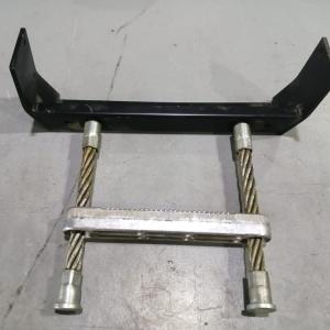 Подножка левая  6361-8405301