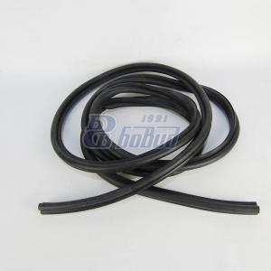 Уплотнитель проёма двери  330-6107011