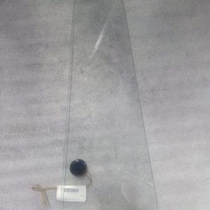 Стекло поворотное правое  330-6103094-01