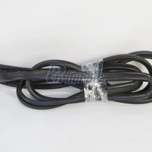 Уплотнитель стекла ветрового  330-5206050