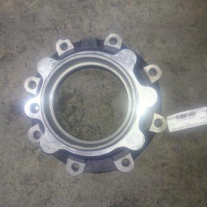 Крышка подшипника вала привода заднего моста раздаточной коробки (без ручного тормоза)  4320ЯМ-1802213-10