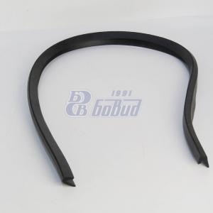 Уплотнитель двери передний  4320Ф-6107027-01