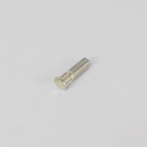 Болт ступицы переднего колеса    3310-3103008