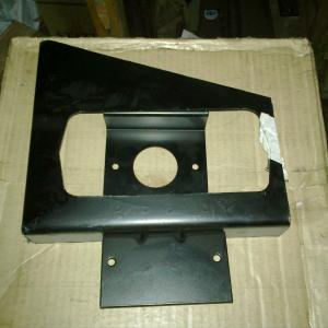 Кронштейн заднего фонаря правый  377С-3716014