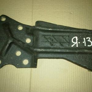 Кронштейн передн.опоры дв.ЯМЗ-236,левый  4320Я-1001013-10