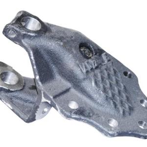 Кронштейн передний правый, передней рессоры   4320-2902444